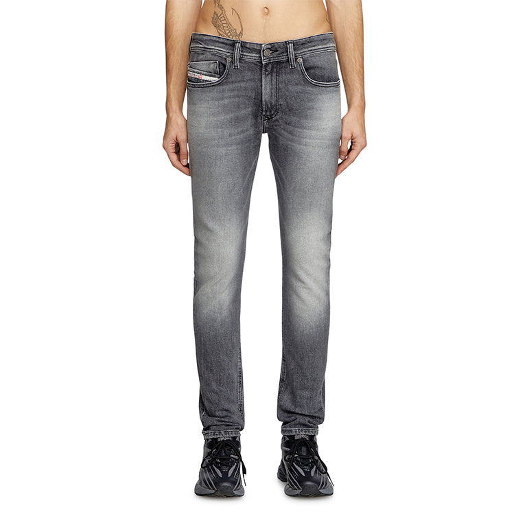 Diesel 1979 Sleenker Skinny Jeans