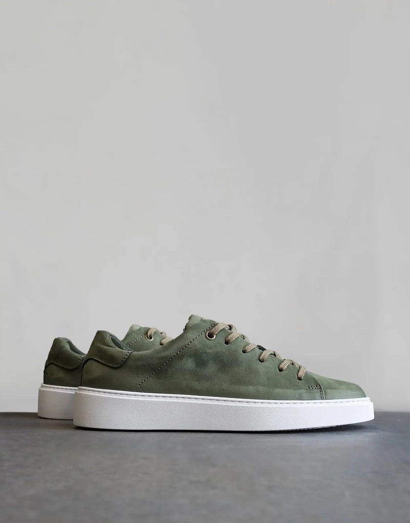 Fade Essential Green Sneakers
