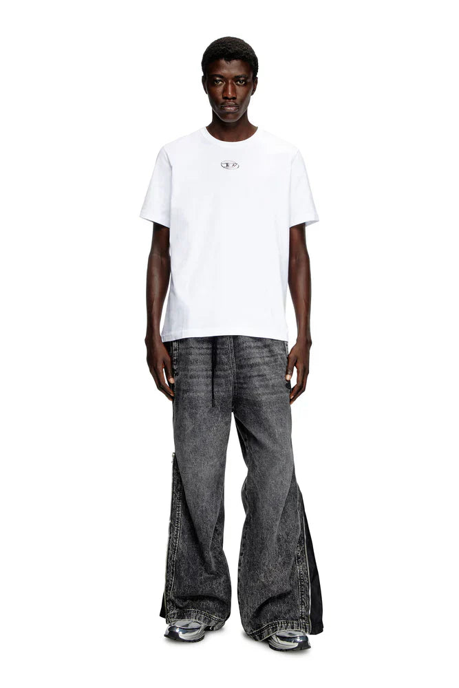 Diesel T-shirt with metallic Oval D