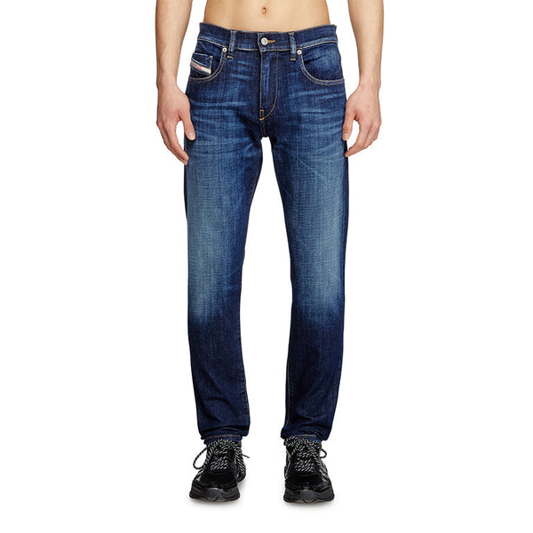 Diesel 2019 D-Strukt Slim Jeans